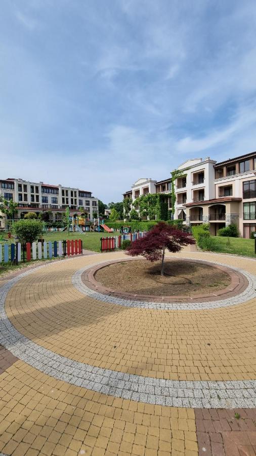 Green Life Beach Resort- Апартамент Фемили 2 소조폴 외부 사진